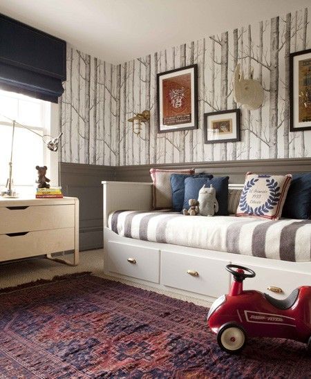 The Woods wallpaper making a kid's room cool/Photo: Pinterest