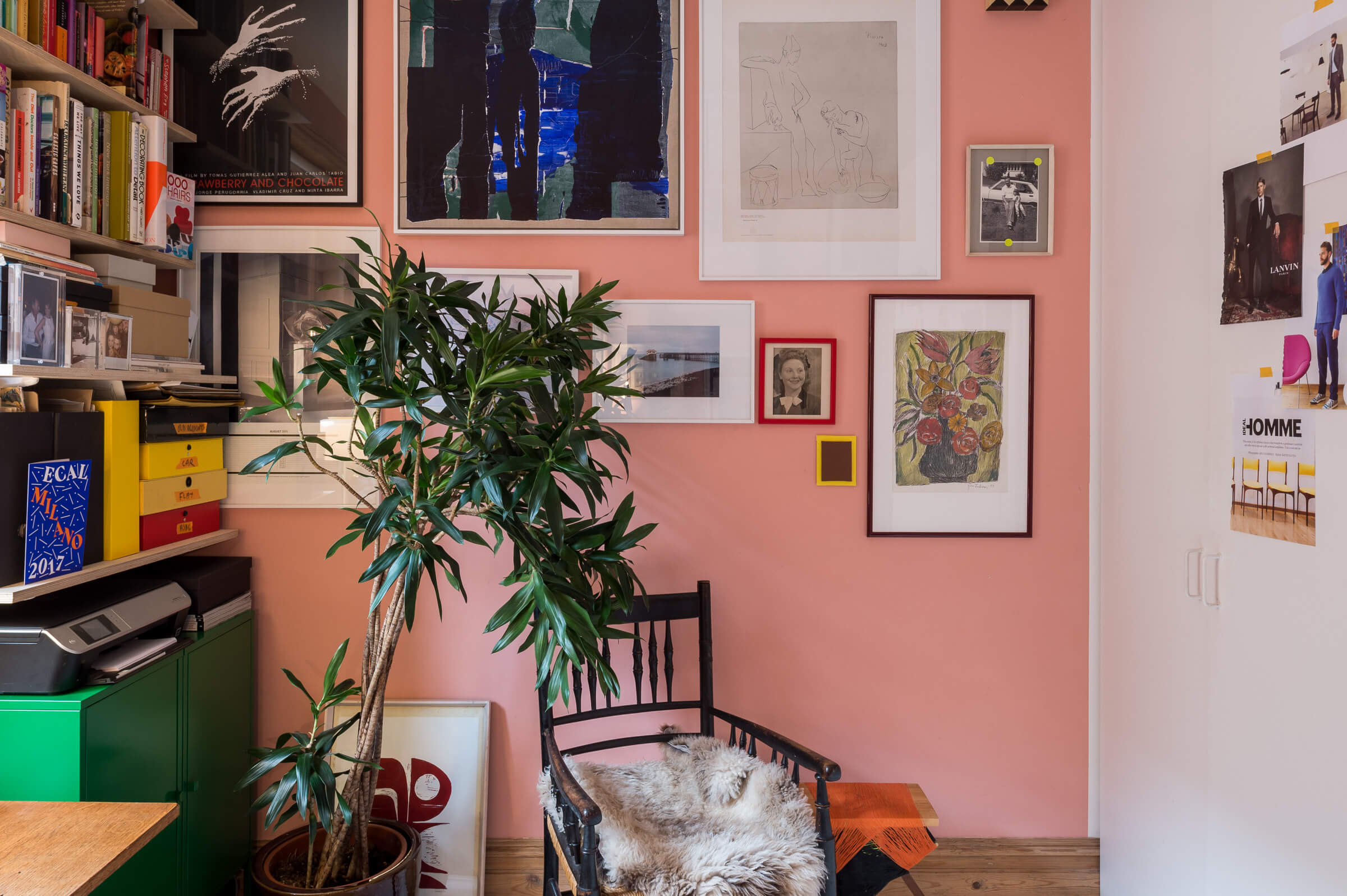 Eagle Mansions, sold by The Modern House, proves a pink wall can add desirability